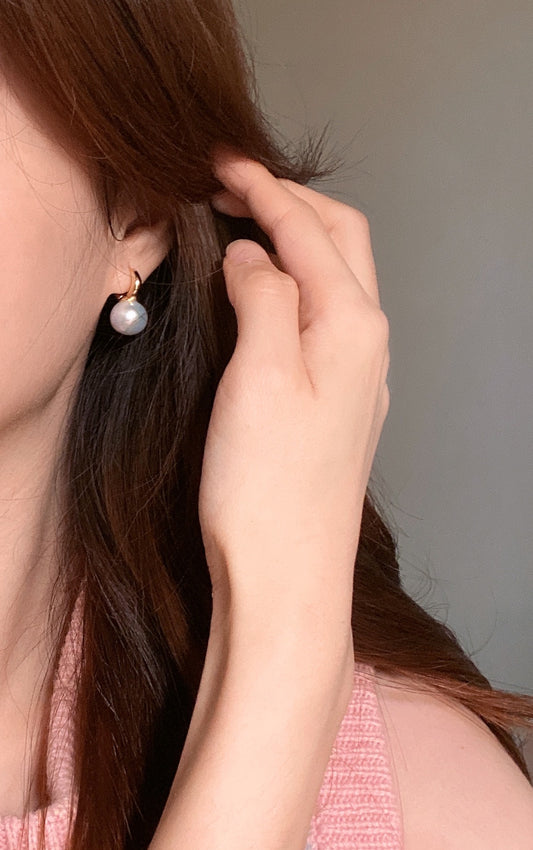 11-12mm Round earring